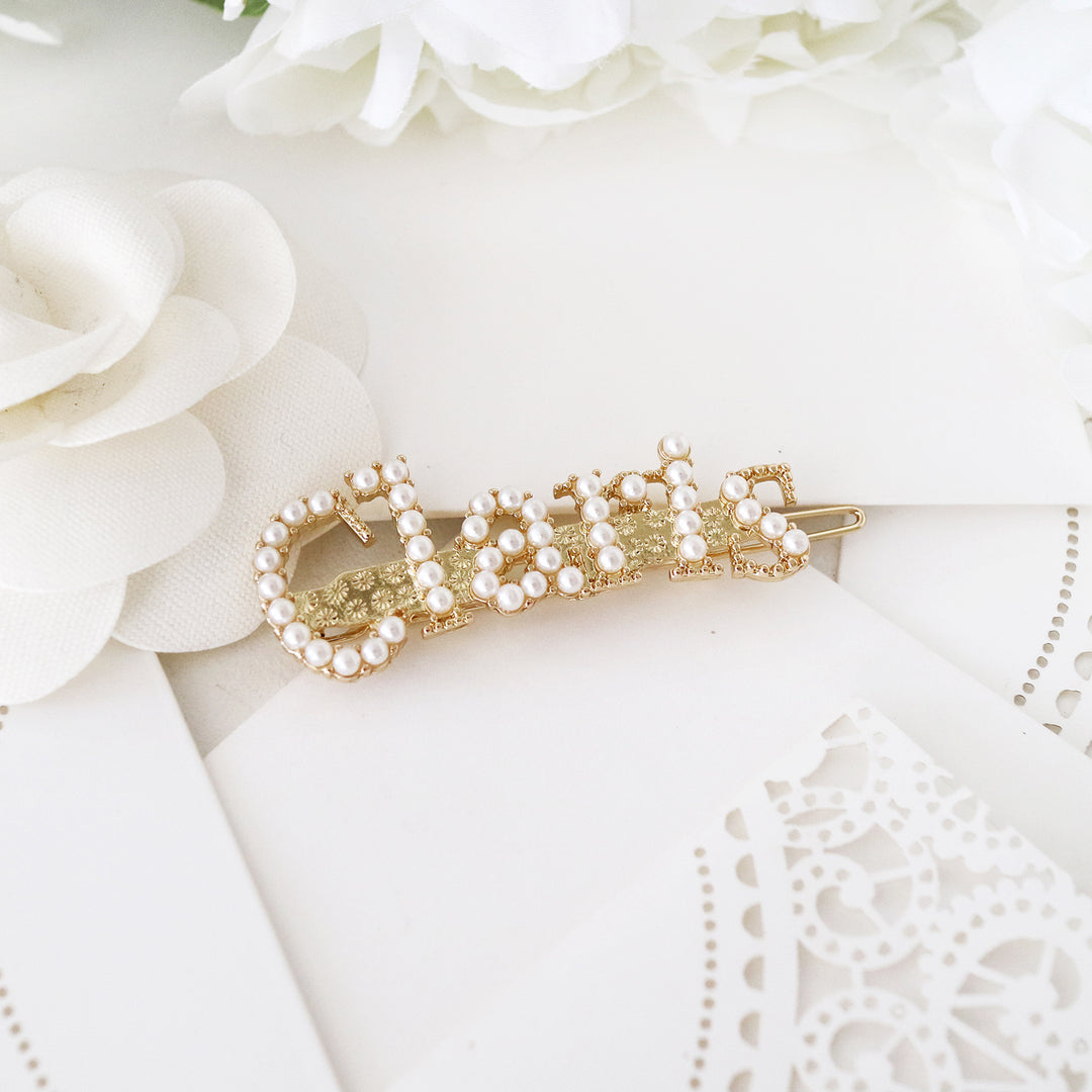 Logo Pearl Hair Clip | Claris the Mouse