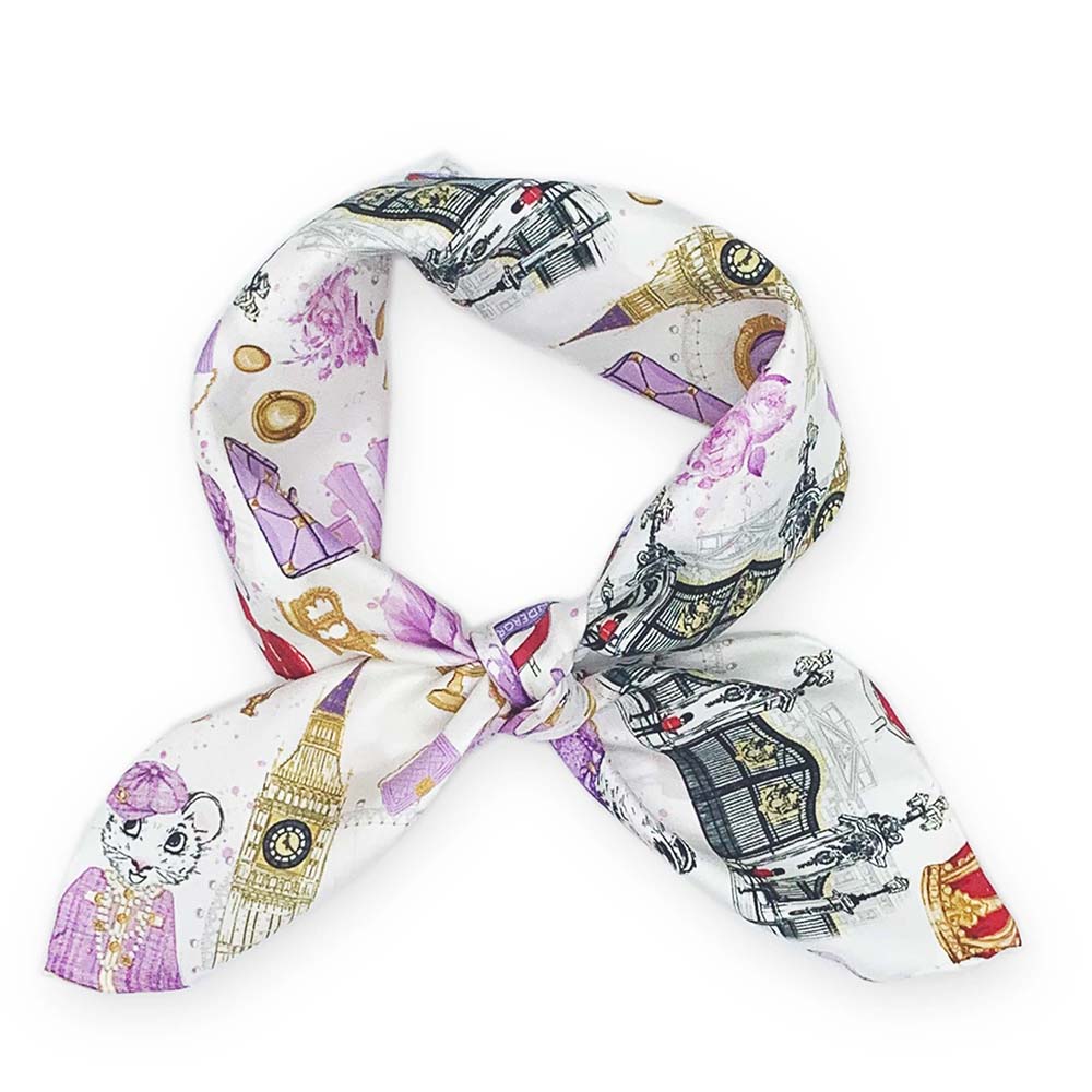 SCARF_SQUARE_CLARIS_IN_LONDON_TIED